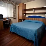 Phi Ambra Hotel 3*