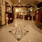 Hotel Phi Ambra 3*