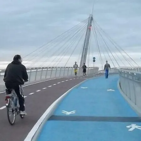 Phi Ambra Szálloda 3*