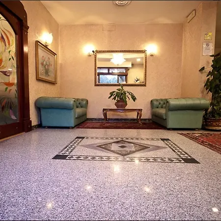 Hotel Ambra Palace