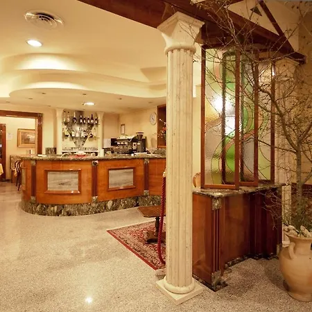 Hotel Ambra Palace 3*