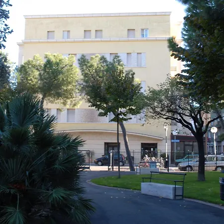 Ambra Palace