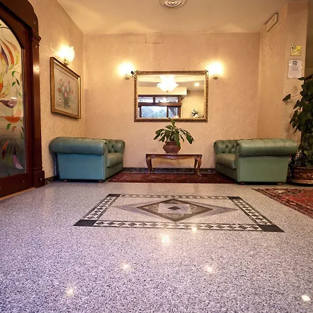 Szálloda Phi Ambra Pescara