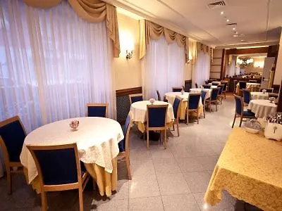 Phi Ambra 3* Pescara